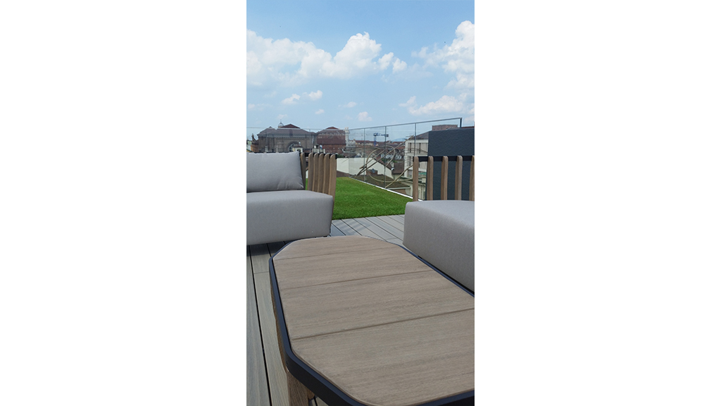 Panoramic rooftop - Lagrange 12