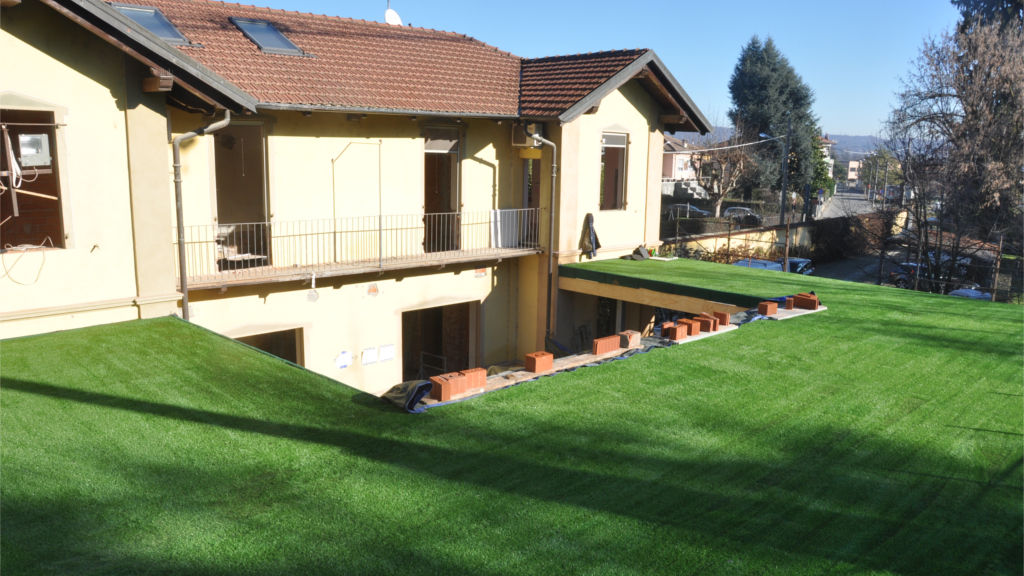 Roofingreen Extension of historical house Castellamonte